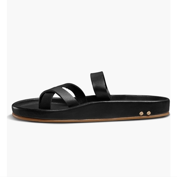 Beek Black Minimalist Sandals with Leather Straps - Picture 2 of 4